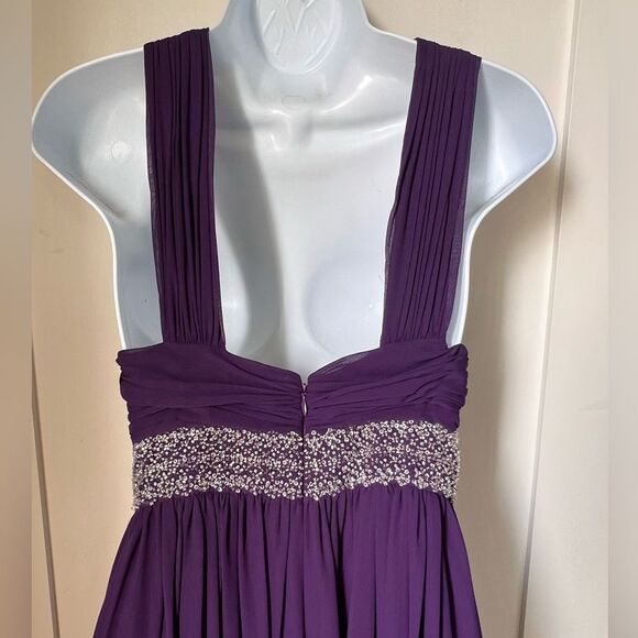 JS Boutique Beaded Chiffon Plum Halter Formal Bridesmaid Embellished Gown Sz 4 - Picture 8 of 13